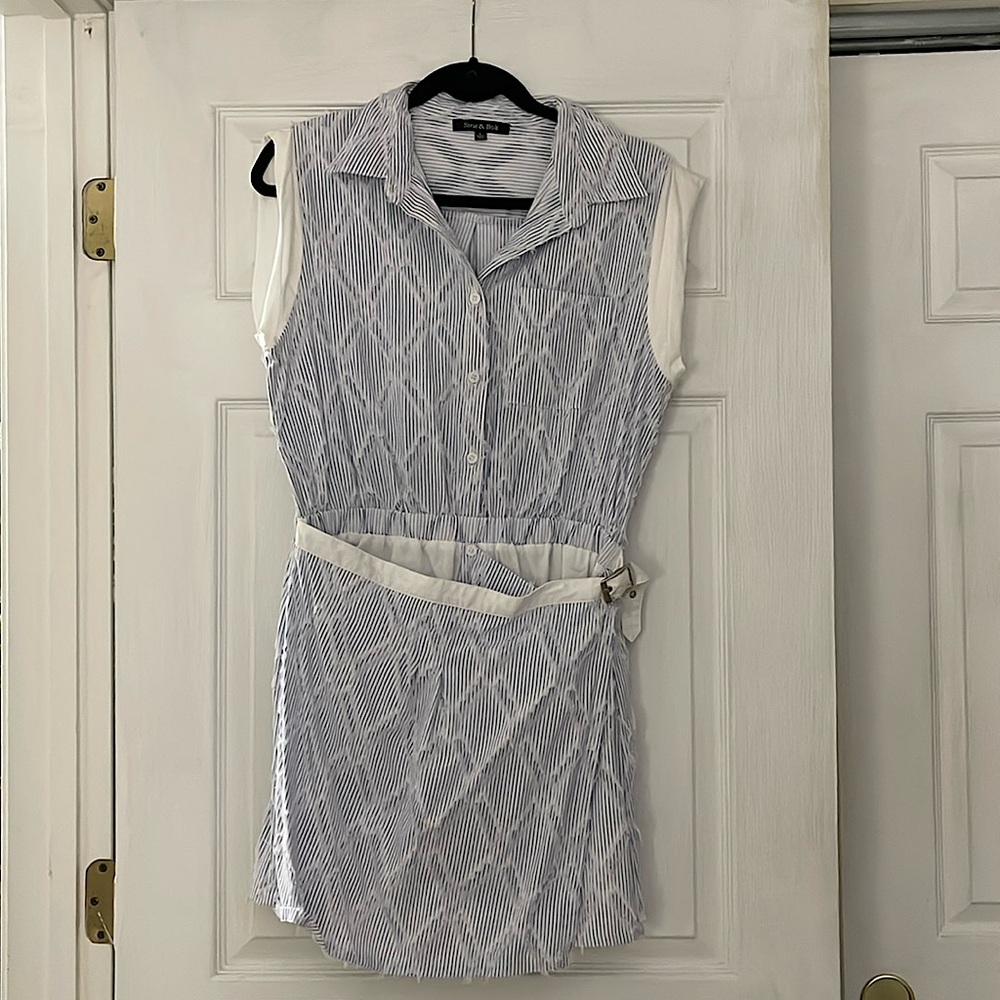 Strut & Bolt Striped Romper EUC